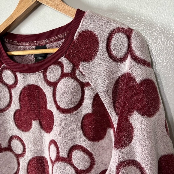 Disney Minimalist Burgundy Mickey Mouse Soft Fleece Sweater Size XL - Picture 2 of 4